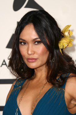 Tia Carrere