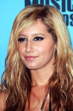Ashley tisdale