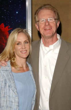 Ed Begley Jr. ve eşi Rachelle 