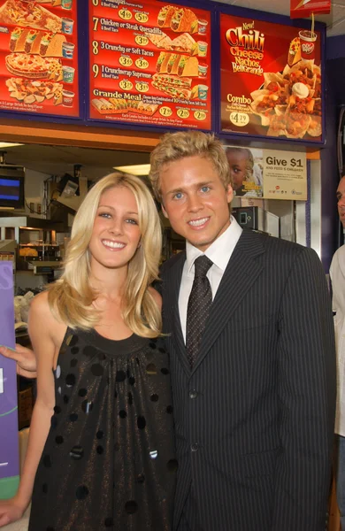 Heidi Montag és Spencer Pratt Taco Bell "Realith ellenőriz" bemutató, hogy segítsen a globális éhezés, Taco Bell, Los Angeles, Ca 10-16-07 — Stock Fotó