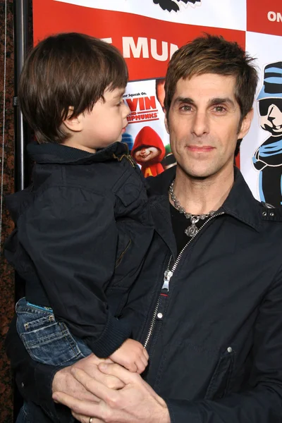 Perry Farrell and Son — ストック写真