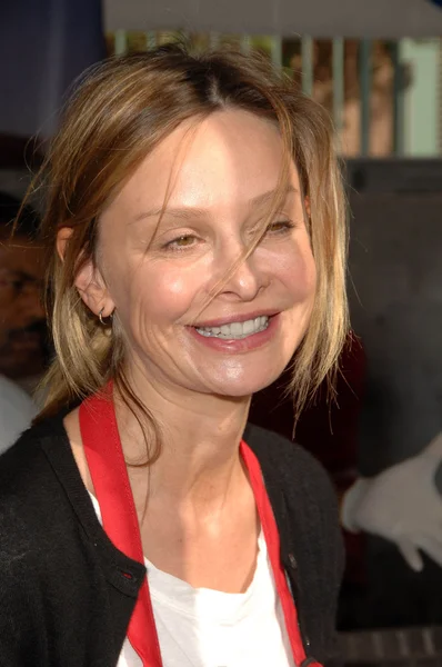Calista Flockhart at the Los Angeles Mission's Thanksgiving Dinner For the Homeless. L.A. Mission, Los Angeles, CA. 10-21-07 — Stock Photo, Image