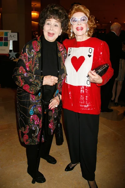 Jane Withers and Jayne Meadows — Stockfoto