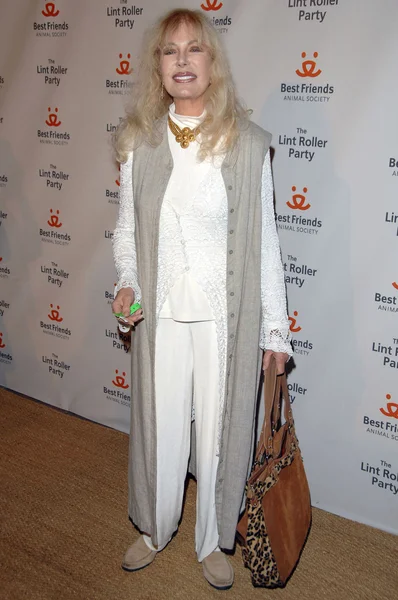Loretta Swit at The14th Annual Lint Roller Party hosted by The Best Friends Animal Society. The Jim Henson Company Lot, Hollywood, CA. 11-10-07 — стокове фото