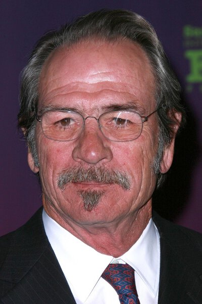 Джонс, Томми Ли
