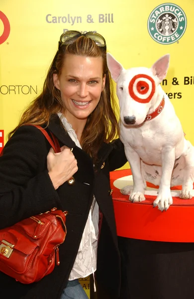 Molly Sims en P.S. Artes 10º Anual "Expresarse" Beneficio. Barker Hanger, Santa Monica, CA. 11-04-07 —  Fotos de Stock