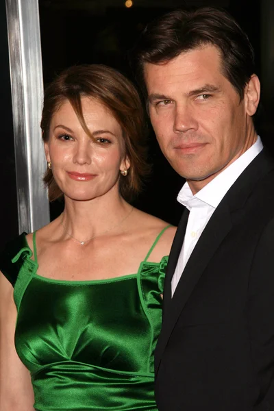 Diane Lane and Josh Brolin — Stock Photo, Image