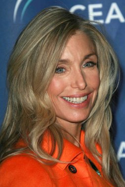Heather Thomas