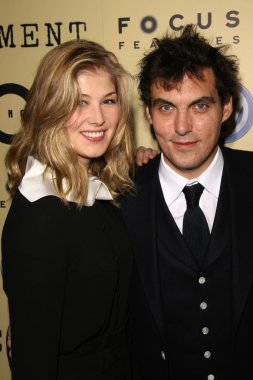 Rosamund pike ve joe wright