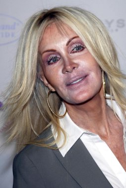 Joan Van Ark