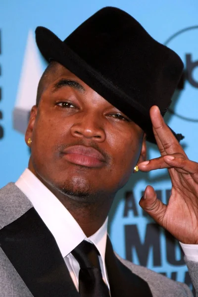Ne-Yo in the press room at the 2007 American Music Awards. Nokia Center, Los Angeles, CA. 11-18-07 — Stock Photo, Image