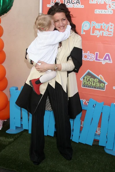 Joely Fisher at the launch party for KidsLA Magazine. The Treehouse Social Club, Los Angeles, CA. 12-09-07 — Stock Photo, Image