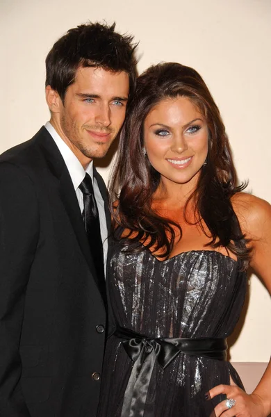 Brandon beemer i nadia bjorlin w matthew shepard Fundacji wyróżnieniem. Wiltern theatre w hollywood, ca. 10-27-07 — Zdjęcie stockowe