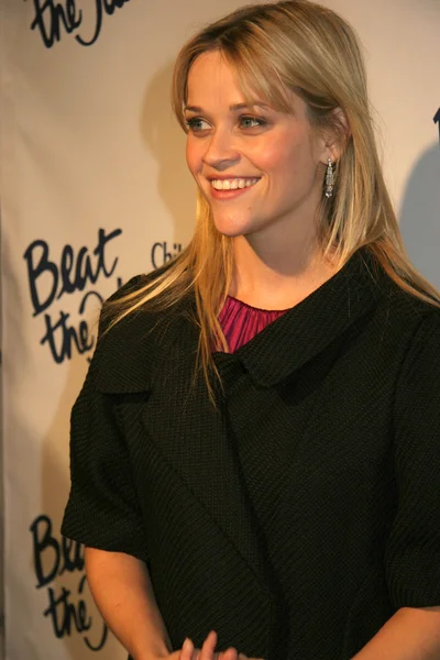 Reese Witherspoon na XVII Gala Anual do Fundo de Defesa da Criança. Hotel Beverly Hills, Beverly Hills, CA. 11-01-07 — Fotografia de Stock