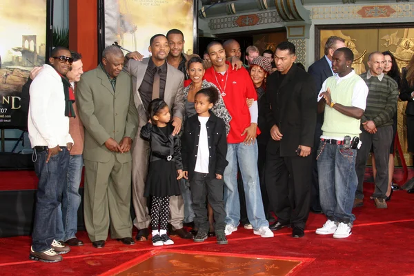 Will Smith y su familia — Foto de Stock