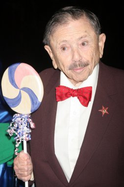 Jerry Maren at the special screening of 'The Wizard Of Oz' Honoring the Munchkins. Grauman's Chinese Theatre, Hollywood, CA. 11-19-07