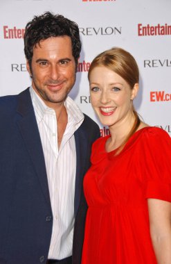 Jonathan silverman ve jennifer finnigan