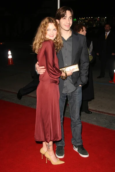 Drew Barrymore and Justin Long at the Los Angeles Premiere of "Vince Vaughn's Wild West Comedy Show". Egyptian Theatre, Hollywood, CA. 01-28-08 — Stock Photo, Image