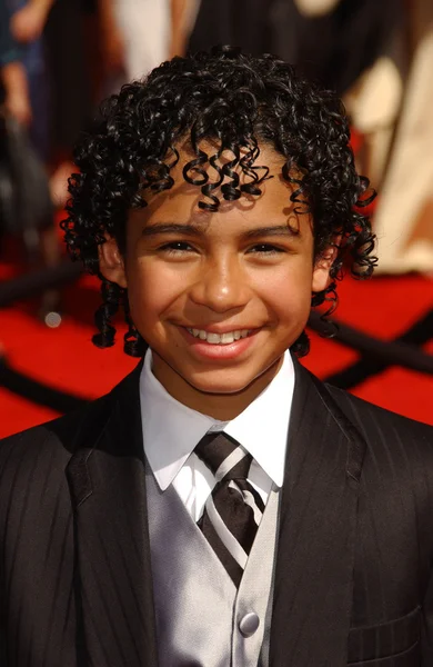 Noah Gray-Cabey przybywających na 59 roczne Primetime Emmy Awards. Shrine Auditorium, Los Angeles, Ca. 09-16-07 — Zdjęcie stockowe