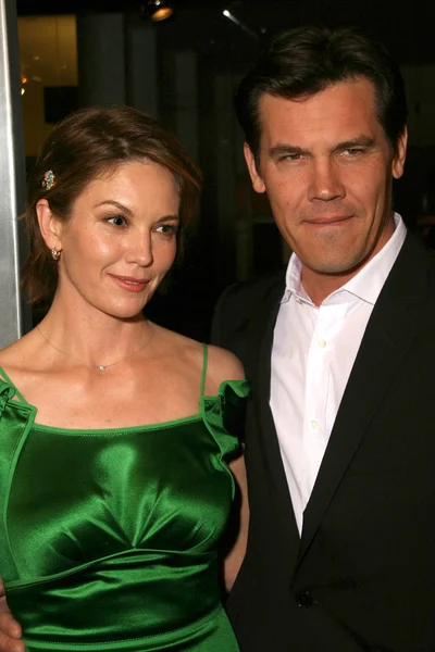 Diane Lane and Josh Brolin — Stock Photo, Image