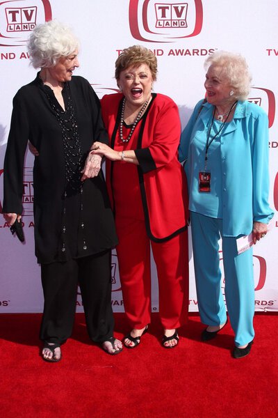 Беатрис Артур, Рю МакКлэнахан, Бетти Уайт
