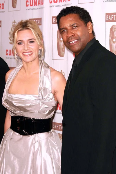 Denzel Washington e Kate Winslet no 16th Annual BAFTA / LA Cunard Britannia Awards. Localização Privada, Los Angeles, CA. 11-01-07 — Fotografia de Stock