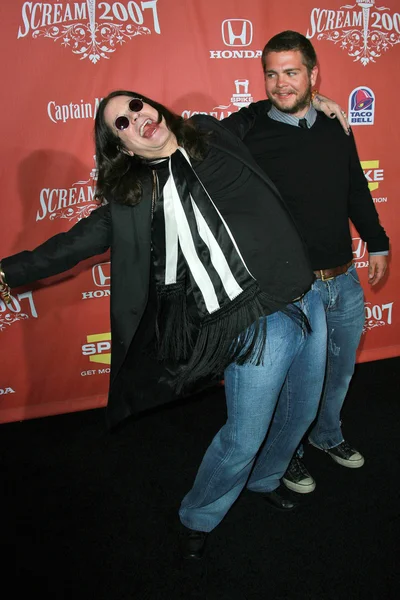 Ozzy Osbourne en Jack Osbourne bij Spike Tv's "Scream 2007". Greek Theatre, Hollywood, ca. 10-19-07 — Stockfoto