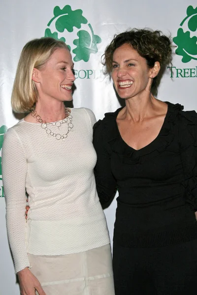 Jessica Tuck and Amy Brenneman — Stock Photo, Image