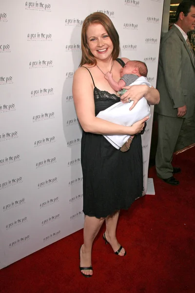 Melissa Joan Hart and son Braydon — Stock Photo, Image