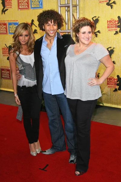 Ashley Tisdale, Corbin Bleu, Kaycee Stroh — Zdjęcie stockowe