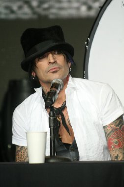 Tommy Lee