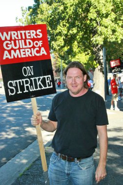 Donal Logue