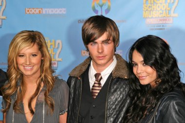 Ashley tisdale, zac efron ve vanessa hudgens ann