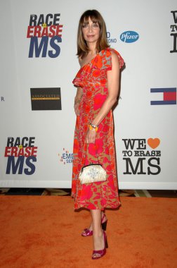 Illeana Douglas