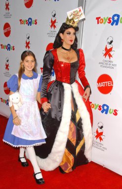 Teri hatcher ve kızı emerson gül