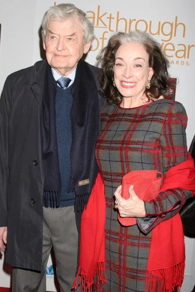 Hal Holbrook and Dixie Carter at the 7th Annual Hollywood Life Breakthrough of the Year Awards. Music Box Theatre, Hollywood, CA. 12-09-07 — Zdjęcie stockowe