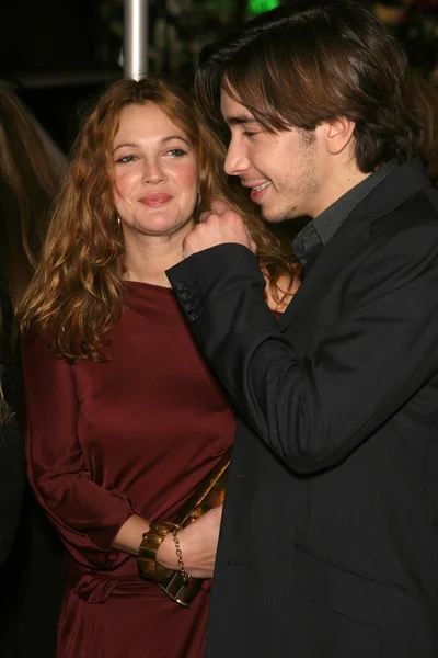 Drew barrymore och justin long — Stockfoto