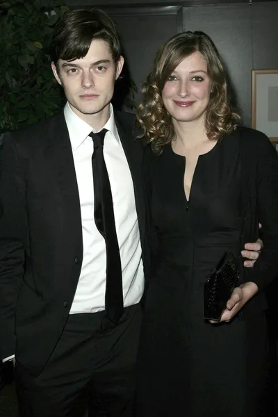 Sam riley en alexandra maria lara — Stockfoto