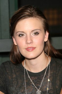 Maggie Grace