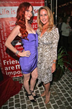 Phoebe Price and Erin Murphy