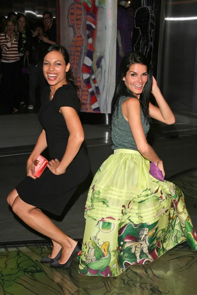 Rosario Dawson and Angie Harmon — Stock Photo, Image