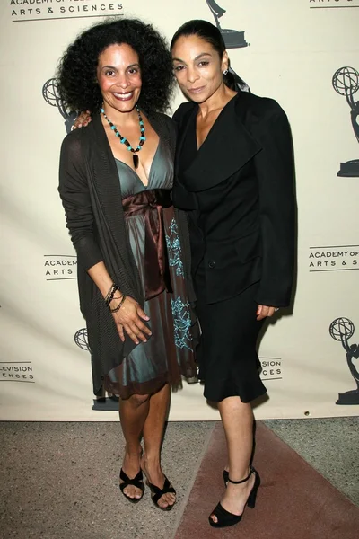 Jasmine Guy e ospite — Foto Stock