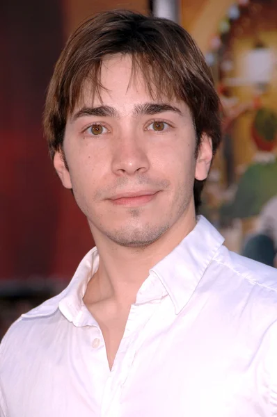 Justin Long bij de "Fred Claus" Los Angeles Premiere. Grauman's Chinese Theater, Hollywood, Ca. 11-03-07 — Stockfoto