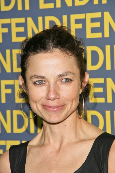 Justine Bateman — Photo