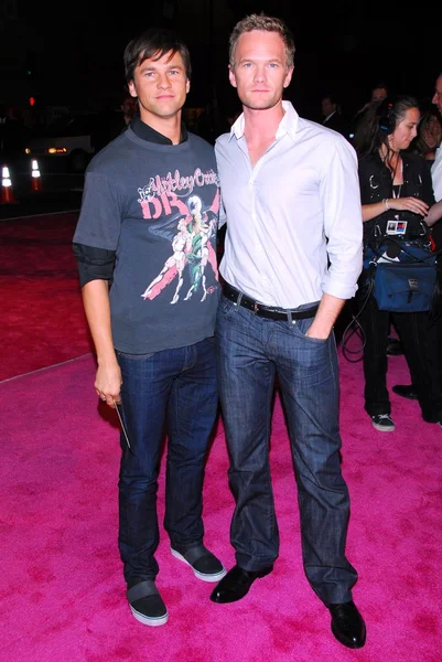 Neil Patrick Harris and guest arriving at the 2007 Victoria's Secret Fashion Show. Kodak Theatre, Hollywood, CA. 11-15-07 — Stock Photo, Image