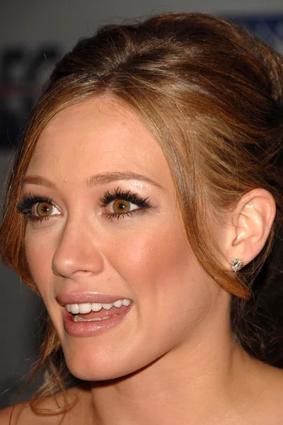 Hilary Duff no jantar do Spirit Of Life Awards de 2007, apresentado por Hilary Duff. Pacific Design Center, West Hollywood, CA. 09-27-07 — Fotografia de Stock