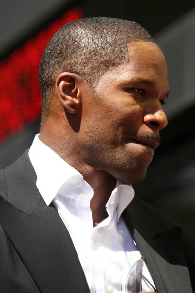 Jamie foxx tijdens de ceremonie ter ere van hem de 2,347th ster op de hollywood walk van roem. Hollywood boulevard, hollywood ca. 09-14-07 — Stockfoto