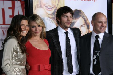 Lake bell ve cameron diaz ile ashton kutcher ve corddry soymak