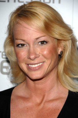 Kimberly wolfe başlatmak parti yeni Sony ericsson z750 telefon 'Amerika'nın en zeki model' tarafından ev sahipliği yaptı. Winston'ın, west hollywood, ca. 12-03-07