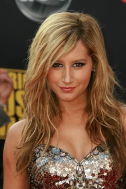 Ashley tisdale